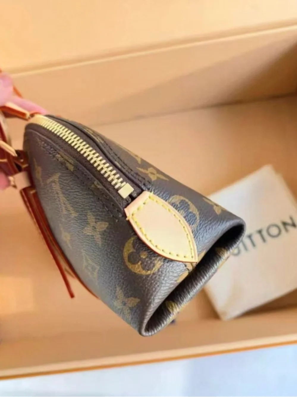 Louis Vuttion Monogram Canvas Shoulder Bag in Brown